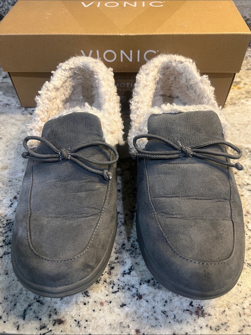 Vionic Women's Gray Suede Faux-Fur Lined Slip-On Slippers with Bow